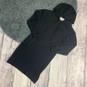 Charles Henry Extra Long and Cozy Black Hoodie